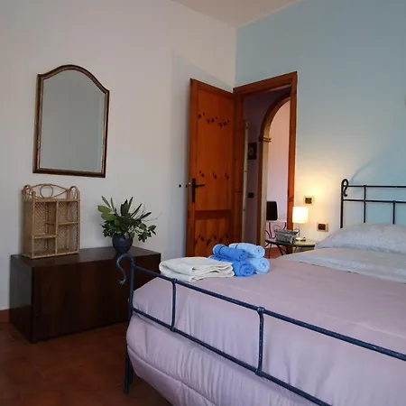 Villa Scappo In Umbria, La Escondida Amelia