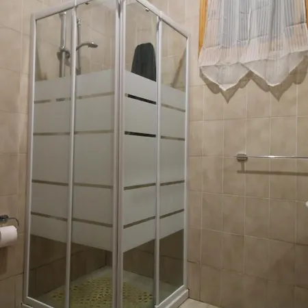 Scappo In Umbria, La Escondida Villa *